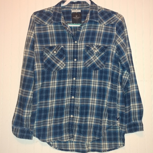 American Eagle Outfitters Tops - American Eagle blue plaid Boyfriend Fit Medium